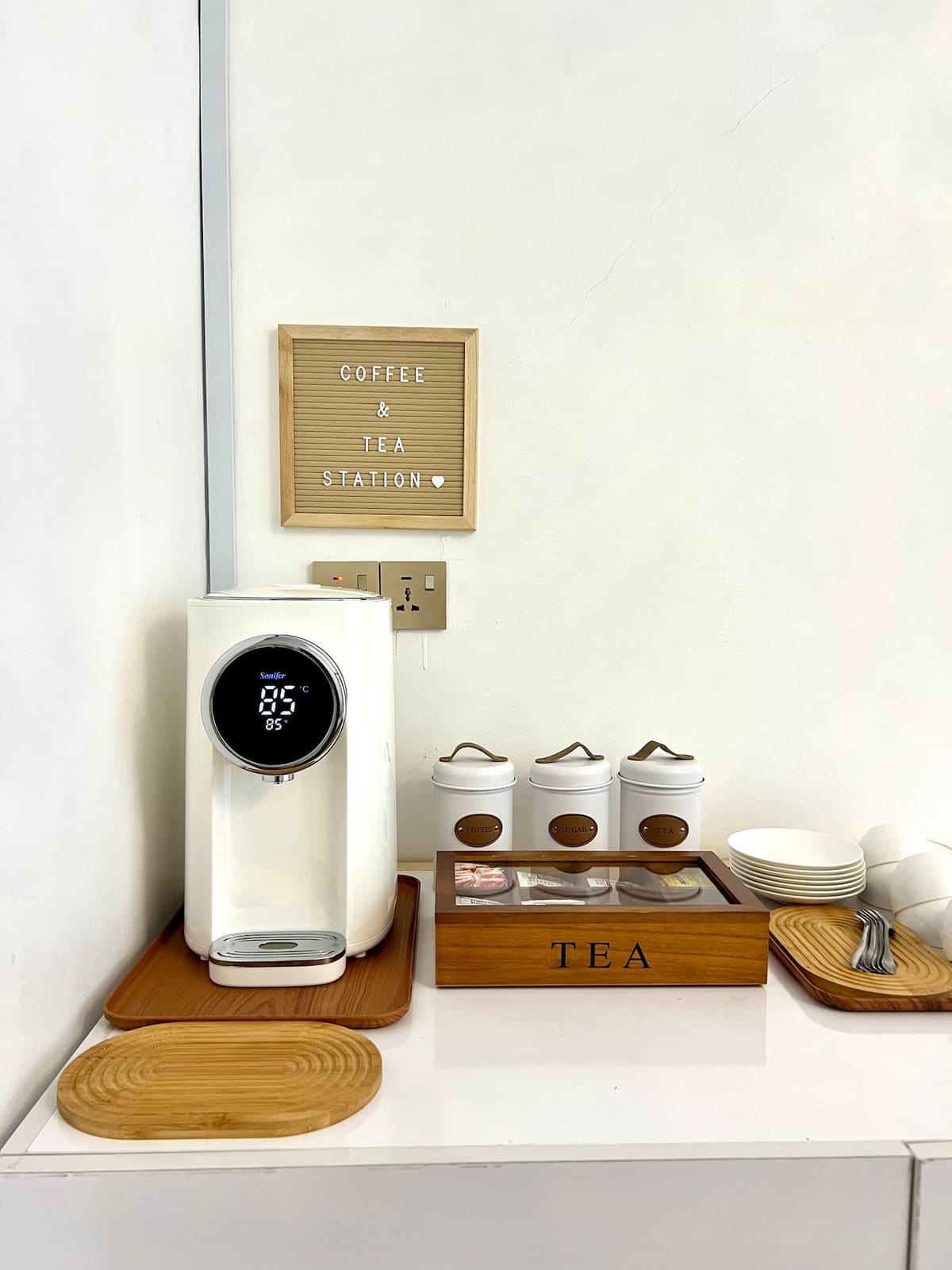 The tea and coffee station in the full kitchen